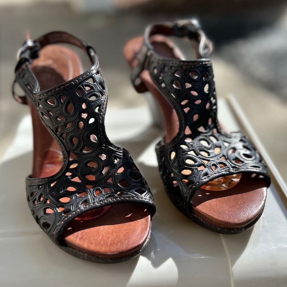 Naya Leather Sandals Black Alpine Cutout Bamboo Heels Woman's Size 6.5M Cottage